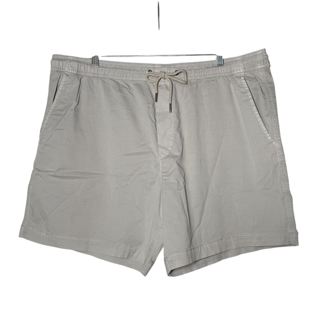 American Eagle 5.5” Lived-In Trekker Short White FLEX Size XL NWT Cargo